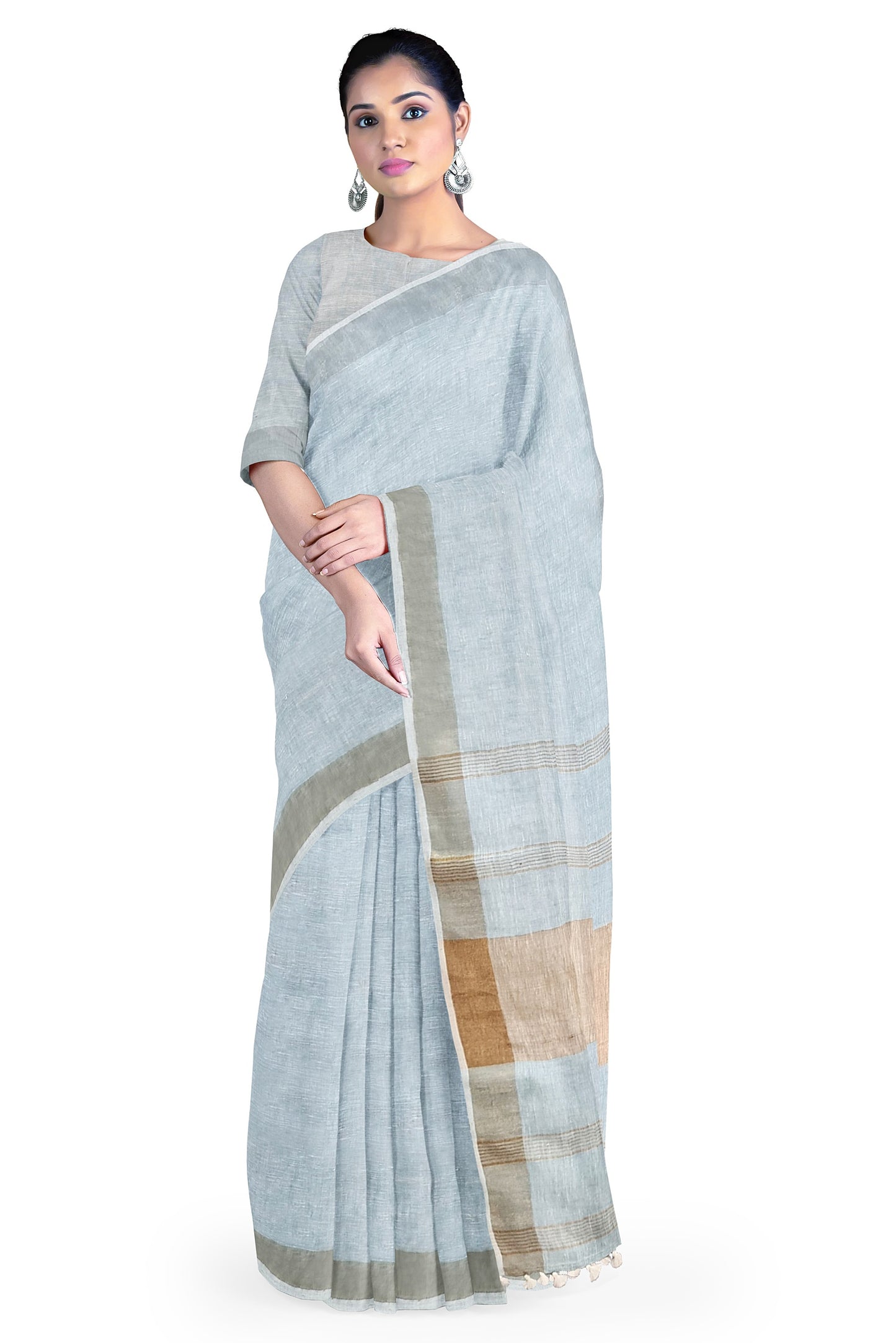 Sky Blue & Gold Par Linen Saree by Moitreyee – Handwoven Bengal Heritage