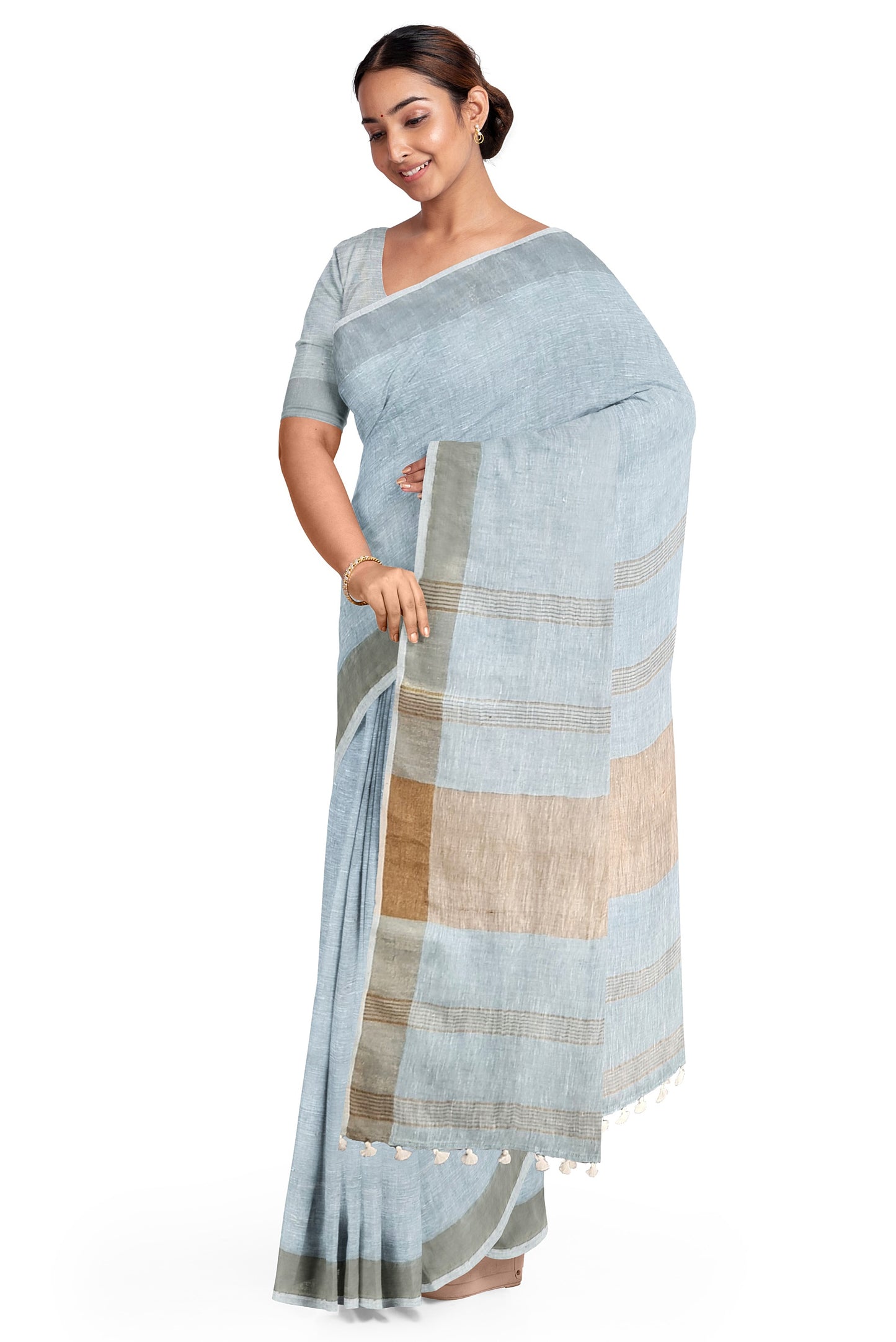 Sky Blue & Gold Par Linen Saree by Moitreyee – Handwoven Bengal Heritage